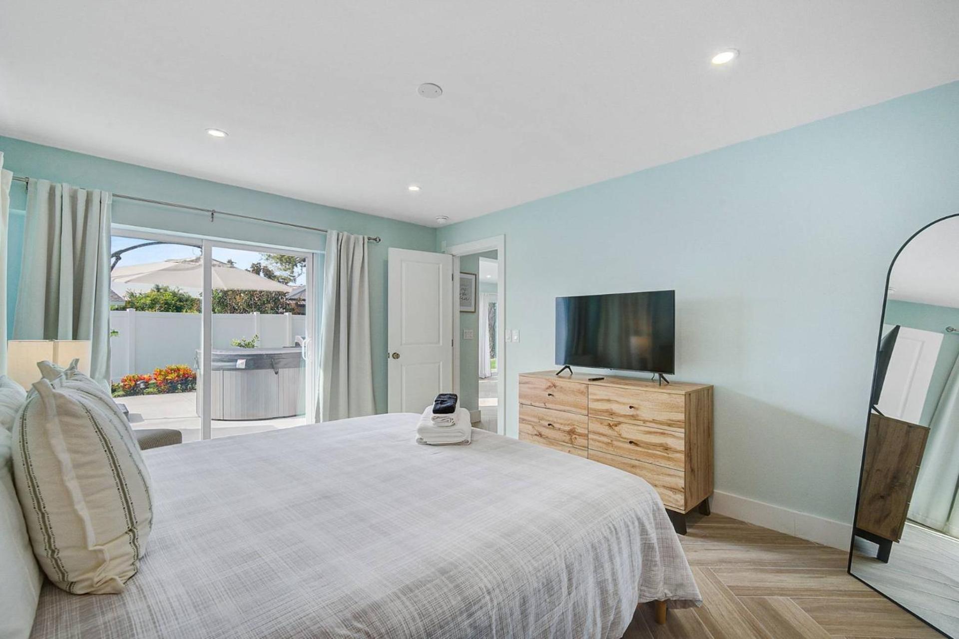 Villa Tranquil Breeze Bradenton Exterior foto